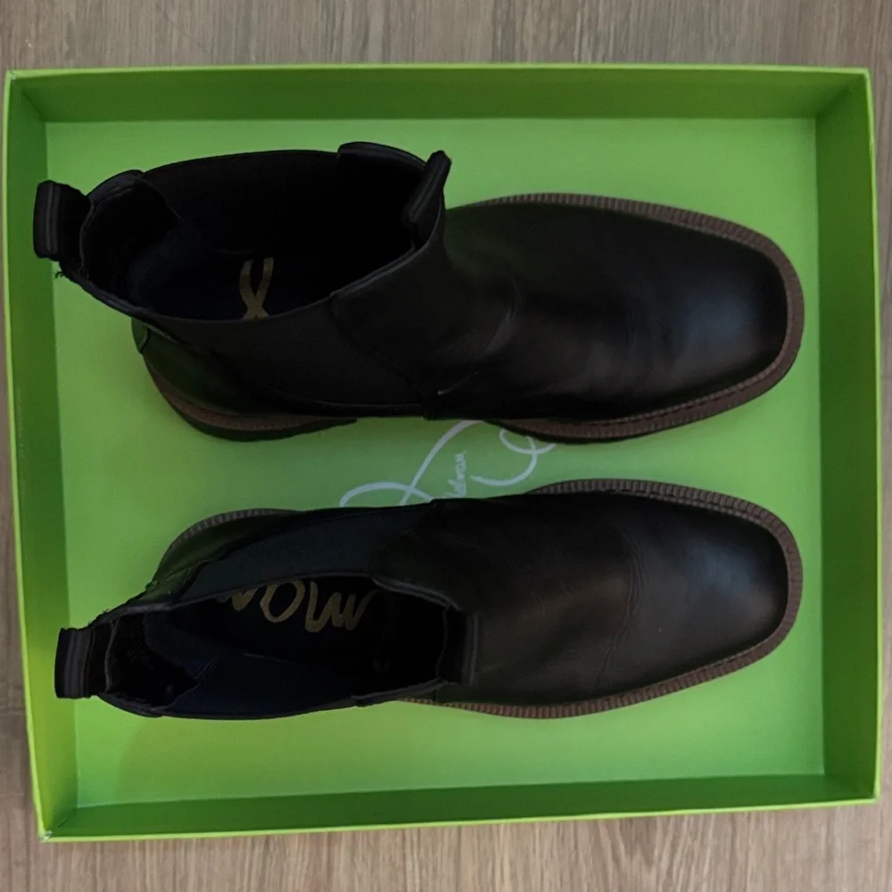 Sam Edelman Laguna waterproof Chelsea Boots - Picture 7 of 7